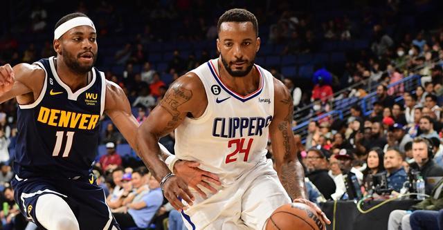 中扮演了至 中扮演了至